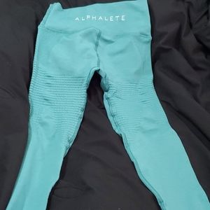 Alphalete halo leggings